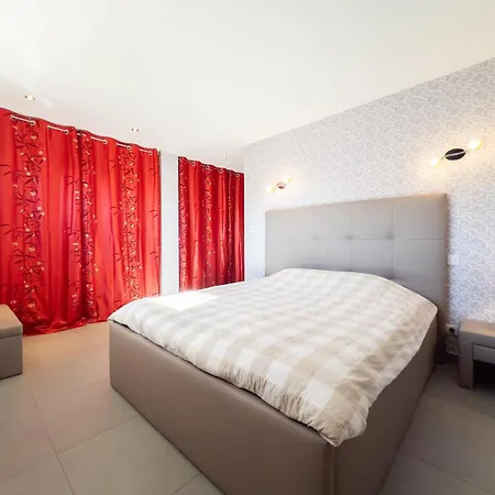 Grande Maison Moderne Avec Piscine 10 Personnes Villa
