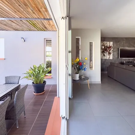 Grande Maison Moderne Avec Piscine 10 Personnes
