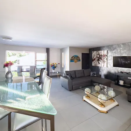 Grande Maison Moderne Avec Piscine 10 Personnes Villa Trouillas