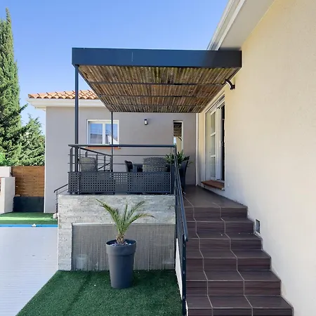 Grande Maison Moderne Avec Piscine 10 Personnes Villa *